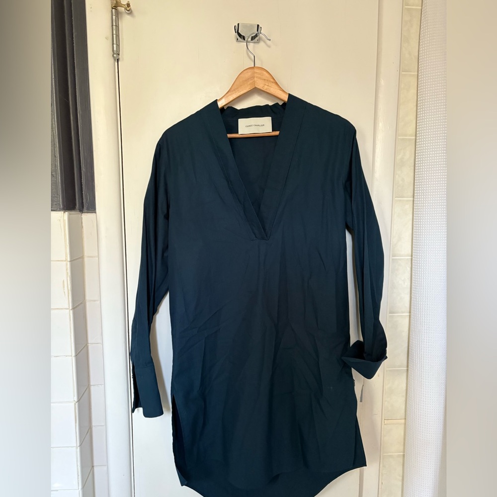 Navy 100% cotton tunic with French cut cuff sleeves